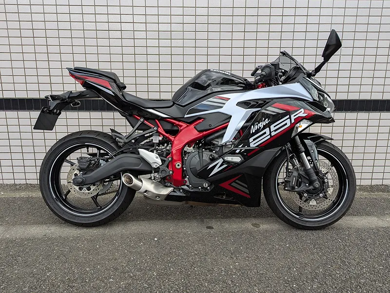 中古バイク | Kawasaki Ninja ZX-25R SE | エムズファクトリー